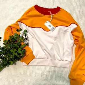 NWT Wrangler Cropped Sweatshirt